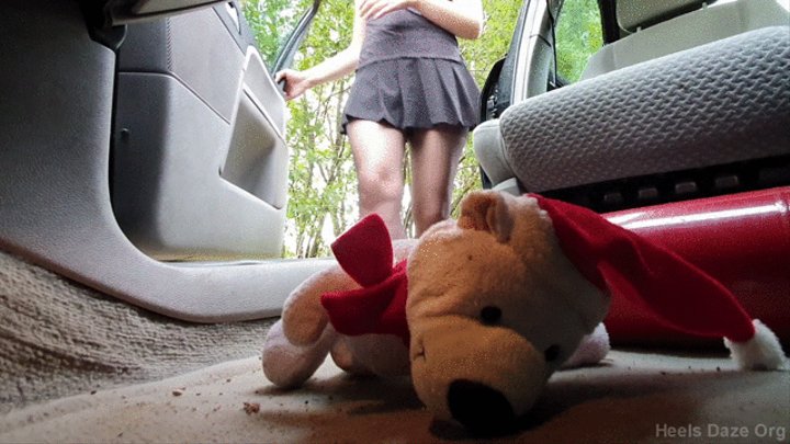 CANDID ACCIDENTAL Plushie trample in Sneakers and Pantyhose
