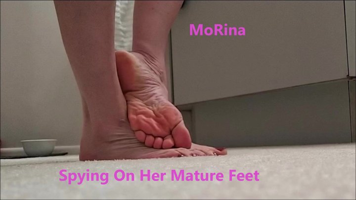 Spying on Her Mature Feet