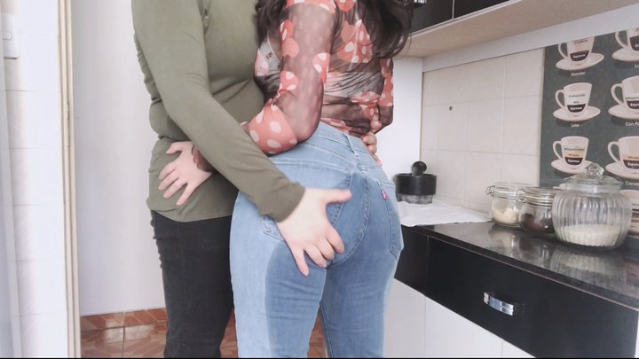 2 Girls Jeans Wetting and Licking Custom