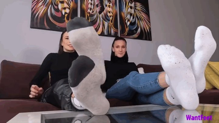 Sisters Stinky Socks 4K