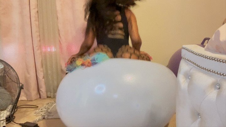 Bouncing & Moaning with unicorn anal plug on Balloon