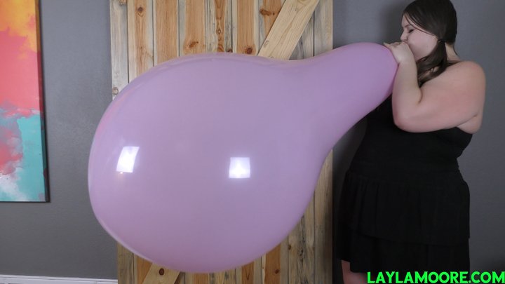 Unintentional Double Cattex Long Neck B2P Starring Layla Moore (4k wmv version)