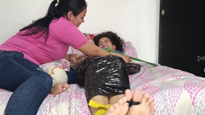 ORIANA GETS HER FEET, ARMROPS AND ABDOMEN TICKLED BY DEYSI