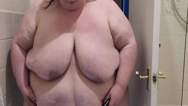 SSBBW AUGUST NAKED WEIGH IN ~ SILENCE + GAINS