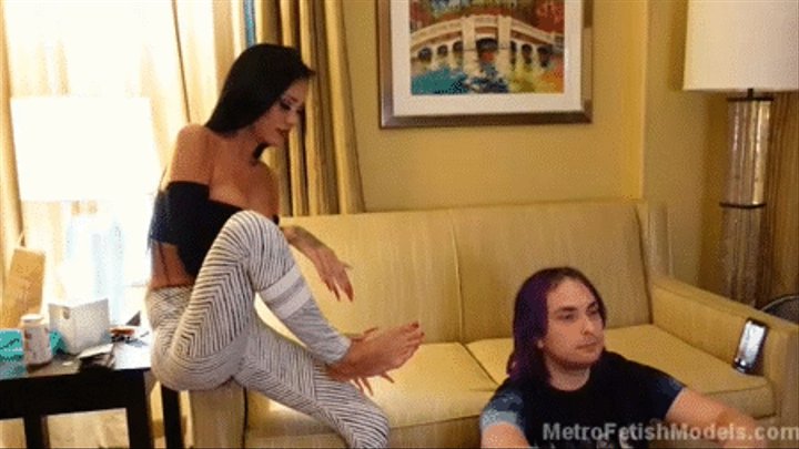 Willow Lansky Records Weirdo Little Step-Brother Licking And Gagging On Her Feet