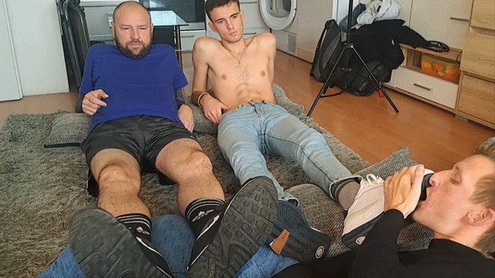 Barefoot Ukrain guy Vasil and 2 guys