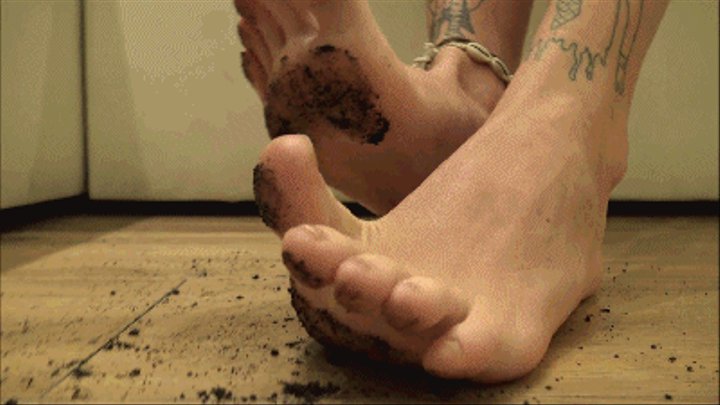 ELECTRA - You must learn to lick my feet clean properly - EXTREME dirty feet licking (MUD and ASH) - Final with SOAP ON TONGUE