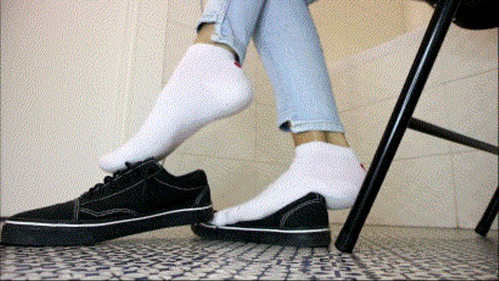 Shoeplay in white socks with red ,black sneakers